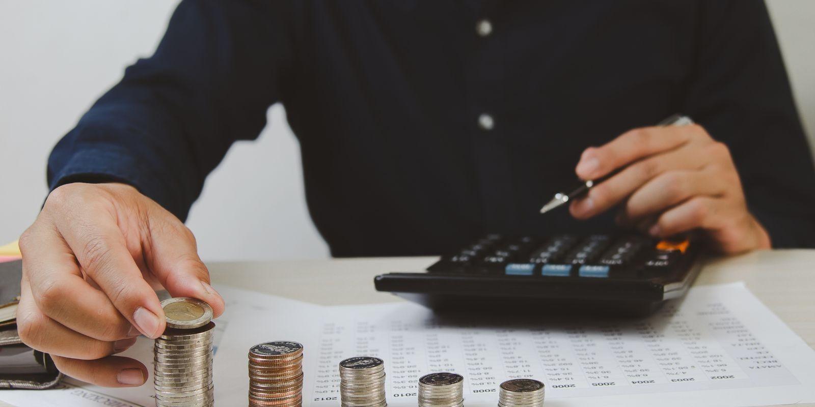 Consejos financieros clave para elegir la mejor universidad o colegio en la Florida