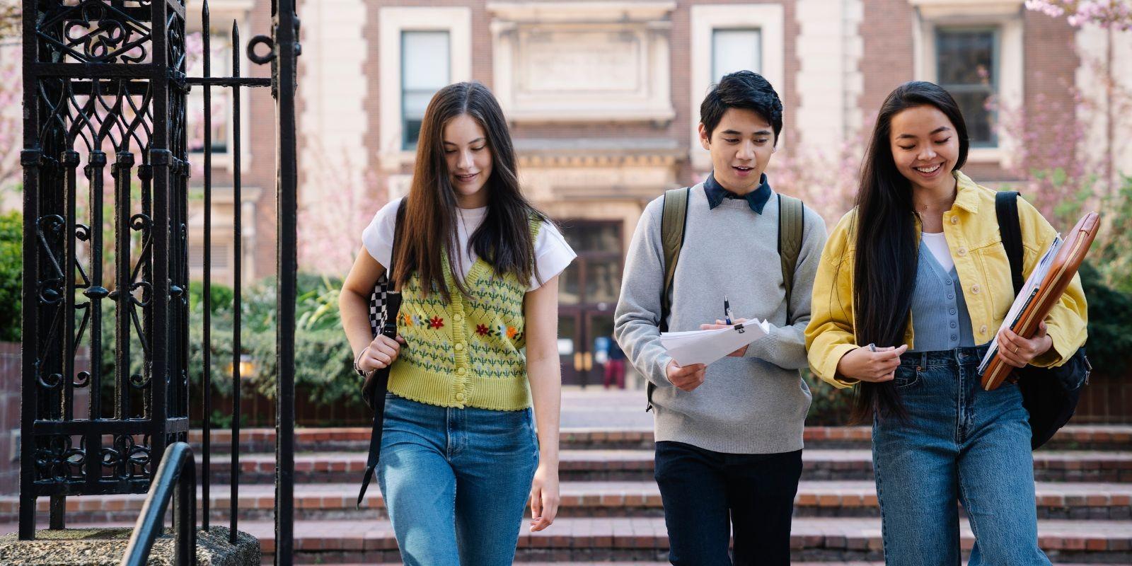 Deja que tus hijos vivan la mejor experiencia universitaria en Florida: Todo lo que necesitas saber sobre la vida estudiantil