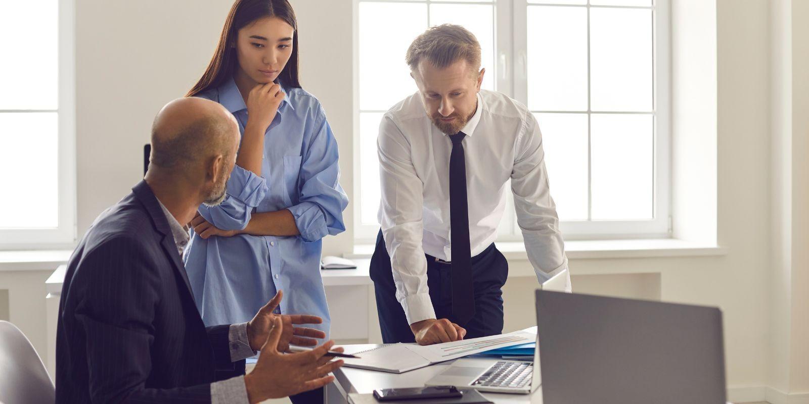 Consejos esenciales para establecer un precio justo al vender tu propiedad inmobiliaria